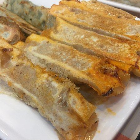 八方雲集鍋貼水餃